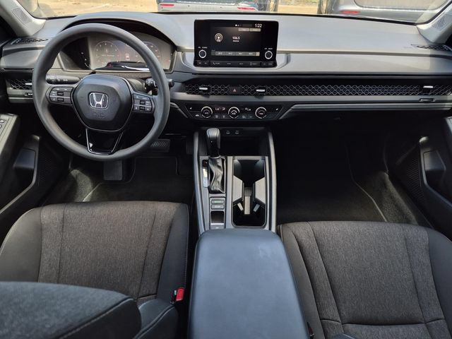 Used 2025 Honda Accord SE image 19