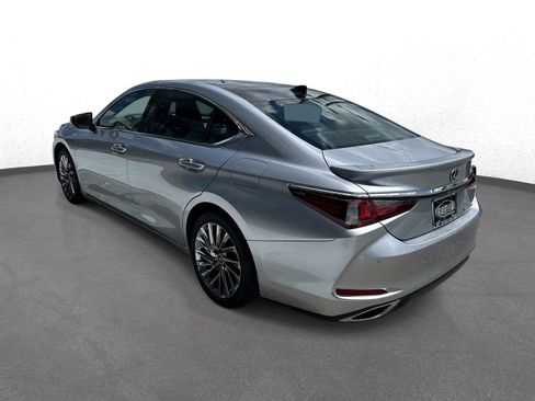 Used 2024 Lexus ES 350 Ultra Luxury w/ Accessory Package (Z2) FWD image 5
