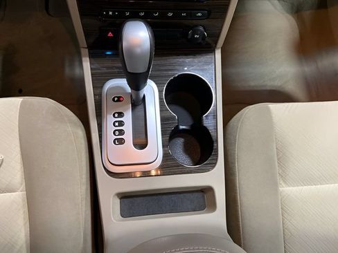 Used 2005 Mercury Montego Luxury FWD image 18