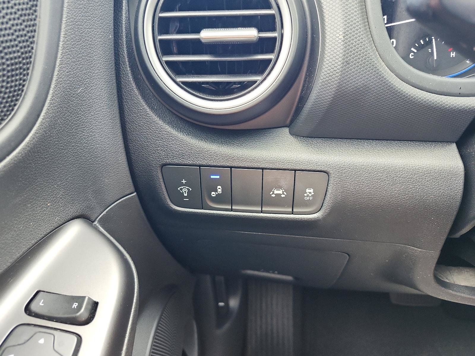 Used 2020 Hyundai Kona SEL FWD image 18