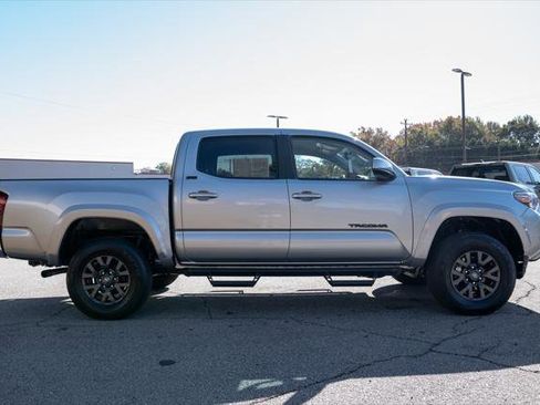 Certified 2023 Toyota Tacoma SR5 RWD image 9