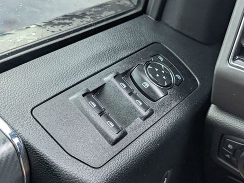 Used 2020 Ford F150 XLT w/ Equipment Group 302A Luxury image 12