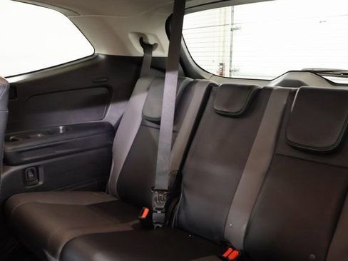 Used 2024 Subaru Ascent Onyx Edition image 30