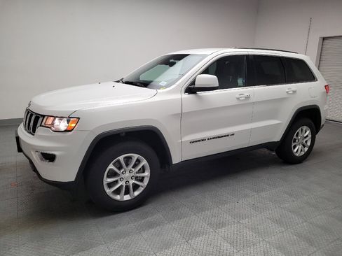 Used 2022 Jeep Grand Cherokee Laredo X AWD/4WD image 2