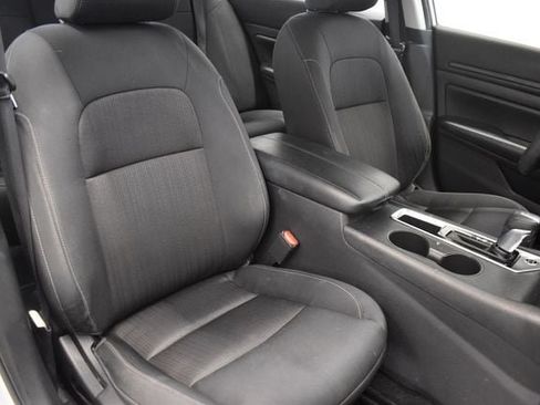 Used 2023 Nissan Altima 2.5 S FWD image 6