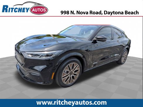 Used 2024 Ford Mustang Mach-E Premium image 1