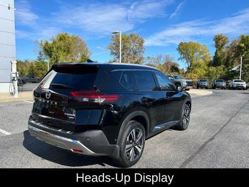 Certified 2021 Nissan Rogue Platinum image 14