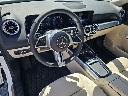 Used 2026 Mercedes-Benz GLB 250 image 15