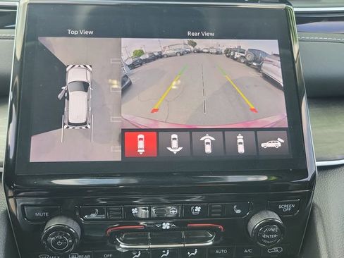 Used 2023 Jeep Grand Cherokee 4WD 4xe w/ Luxury Tech Group II image 29