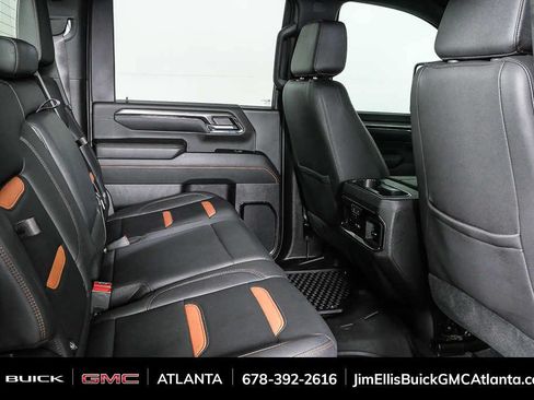 Used 2024 GMC Sierra 2500 AT4 w/ Technology Package AWD/4WD image 19