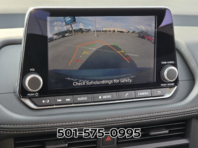 Used 2026 Nissan Rogue S FWD image 23