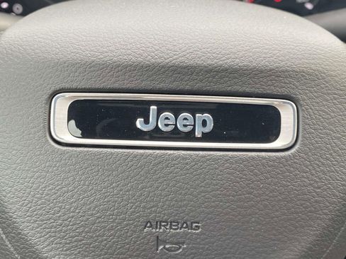 New 2026 Jeep Compass Latitude AWD/4WD image 23
