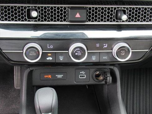 Used 2022 Honda Civic LX image 24