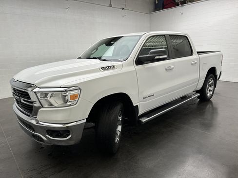 Used 2020 RAM 1500 Big Horn AWD/4WD image 4