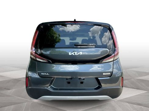 Used 2023 Kia Soul EX FWD image 7