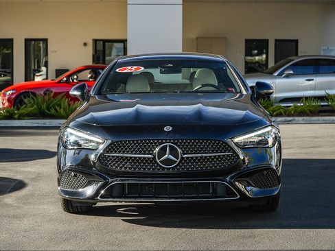 Used 2025 Mercedes-Benz CLE 300 4MATIC Coupe image 2