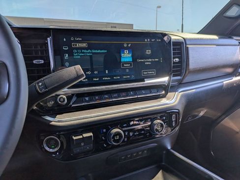 Used 2024 Chevrolet Silverado 2500 High Country w/ High Country Premium Package image 13