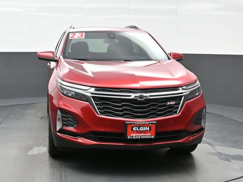 Used 2023 Chevrolet Equinox RS image 3