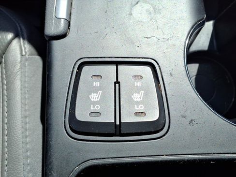 Used 2013 Hyundai Sonata Limited w/ Premium Pkg image 18