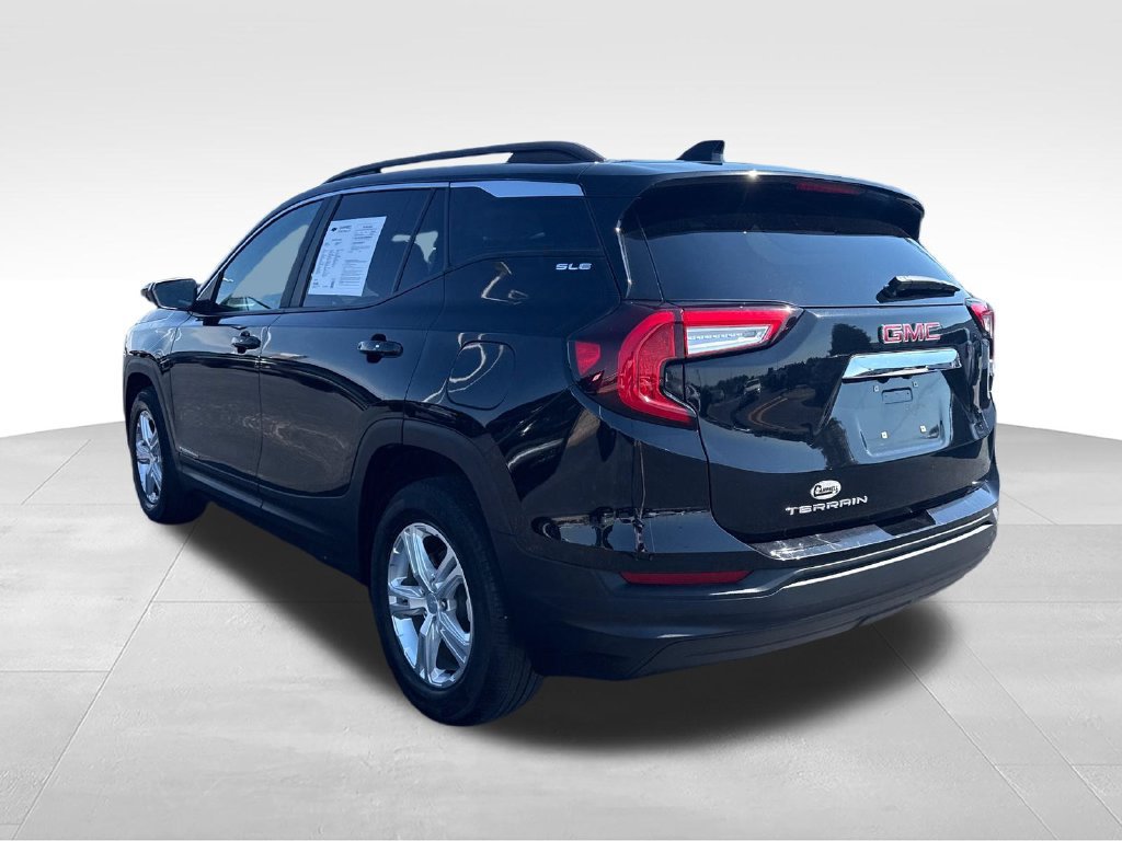 Used 2022 GMC Terrain SLE w/ Driver Convenience Package FWD image 7