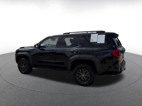 Used 2025 Toyota 4Runner SR5 RWD image 8
