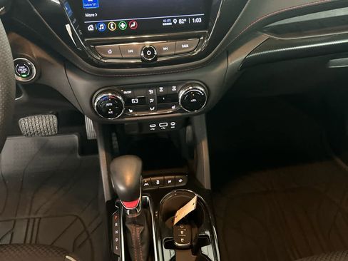 Used 2023 Chevrolet TrailBlazer RS w/ Convenience Package image 21