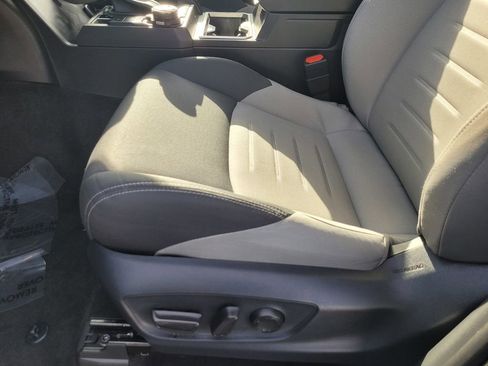 Used 2025 Toyota Tacoma TRD Off-Road w/ TRD Off Road Upgrade Package image 16