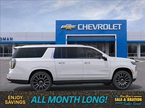 New 2025 Chevrolet Suburban High Country image 5