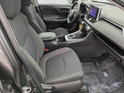 Used 2024 Toyota RAV4 LE image 22