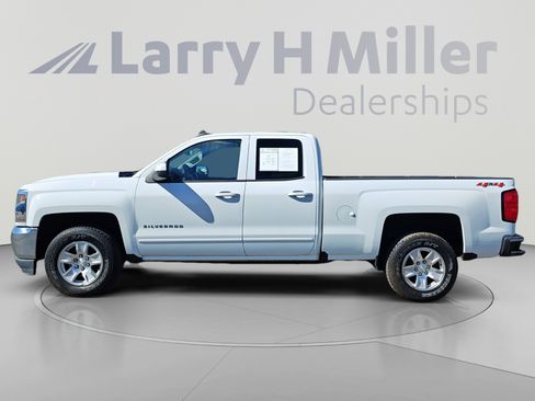 Used 2018 Chevrolet Silverado 1500 LT w/ Trailering Package AWD/4WD image 2