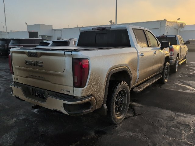 Used 2020 GMC Sierra 1500 AT4 w/ AT4 Premium Package AWD/4WD image 2