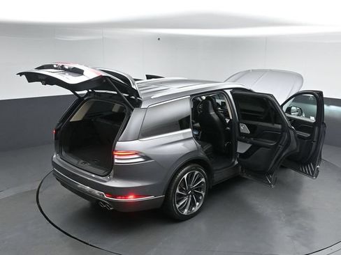 Certified 2022 Lincoln Aviator Reserve w/ Equipment Group 201A AWD/4WD image 58
