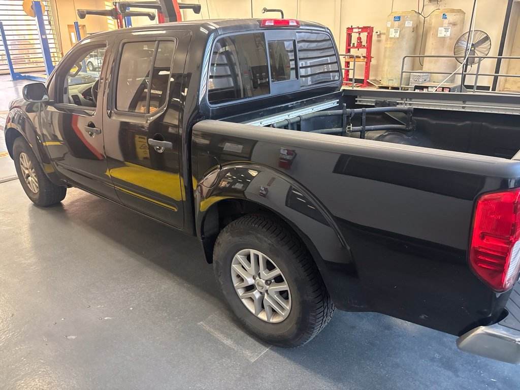 Used 2016 Nissan Frontier SV w/ SV Value Truck Package RWD image 7
