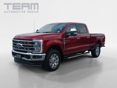 Used 2026 Ford F250 Lariat w/ Chrome Package AWD/4WD image 3
