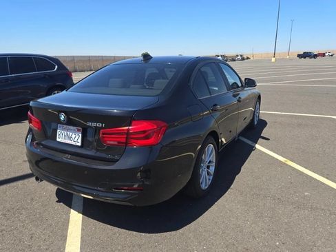Used 2016 BMW 320i Sedan RWD image 5