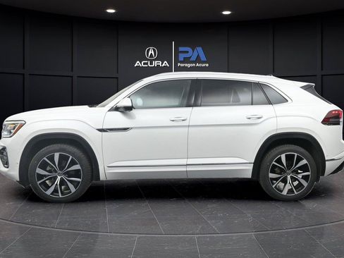 Used 2025 Volkswagen Atlas Cross Sport SEL Premium R-Line AWD/4WD image 27