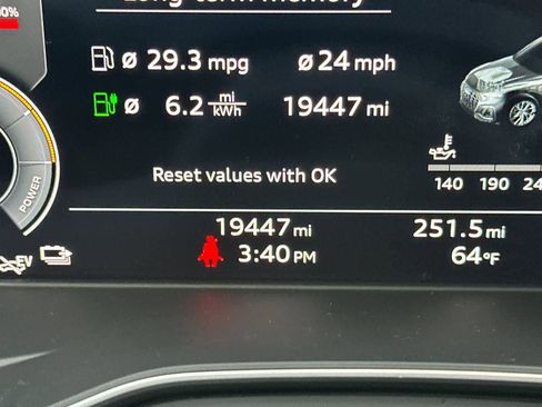 Used 2023 Audi Q5 e Premium Plus w/ Premium Plus Package image 25