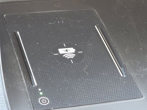 New 2025 Honda Pilot Touring image 8