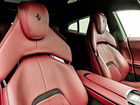 Certified 2024 Ferrari Purosangue image 18