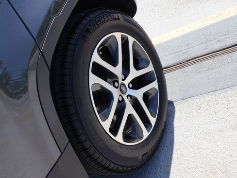 Used 2024 Land Rover Defender 110 S AWD/4WD image 38