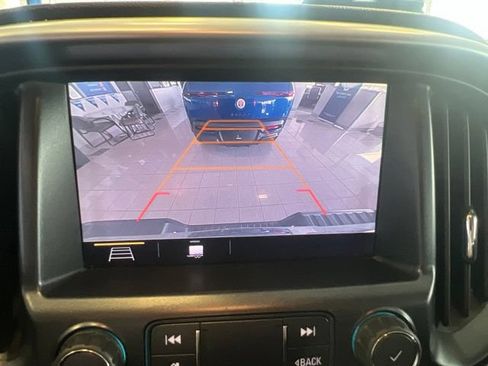 Used 2020 Chevrolet Colorado ZR2 AWD/4WD image 22
