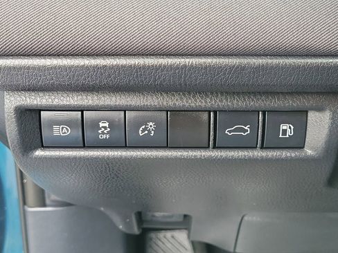 Used 2025 Toyota Camry LE image 22