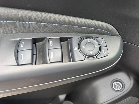 Used 2024 Buick Envista Sport Touring w/ Convenience I Package FWD image 17