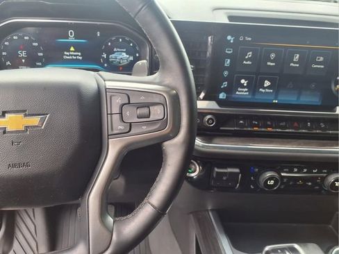 Used 2023 Chevrolet Silverado 1500 LTZ AWD/4WD image 17