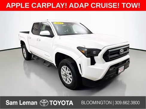 Used 2025 Toyota Tacoma SR5 image 1