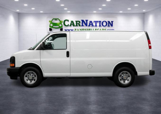 Used 2014 GMC Savana 1500 RWD image 2