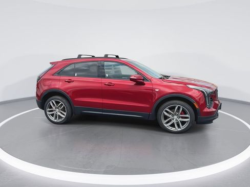 Used 2021 Cadillac XT4 Sport w/ Sun And Sound Package AWD/4WD image 9