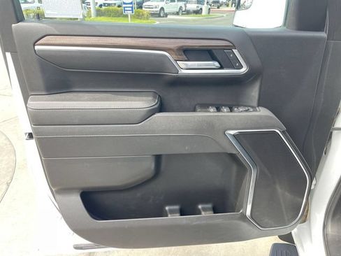 Used 2025 Chevrolet Silverado 1500 LT AWD/4WD image 22