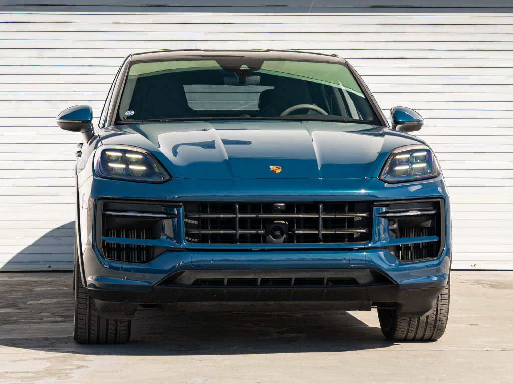 Certified 2024 Porsche Cayenne S AWD/4WD image 7
