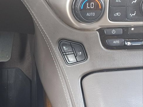 Used 2019 GMC Yukon XL Denali w/ Denali Ultimate Package AWD/4WD image 21